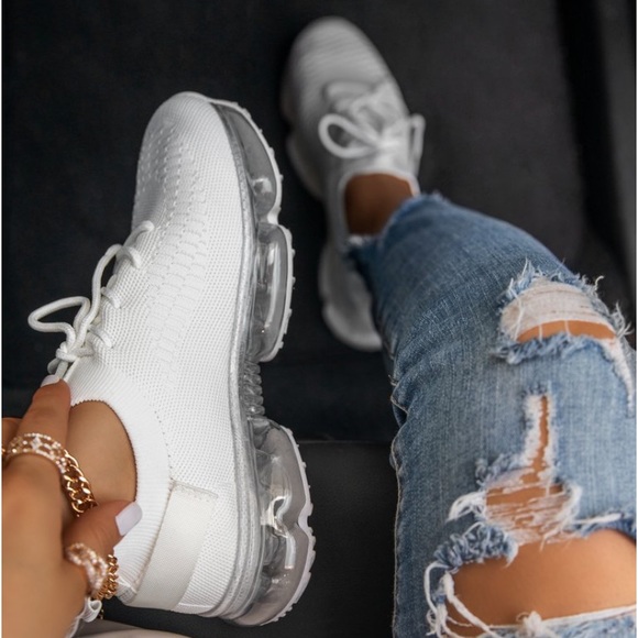 Shoes - Jessie air sole sneakers white